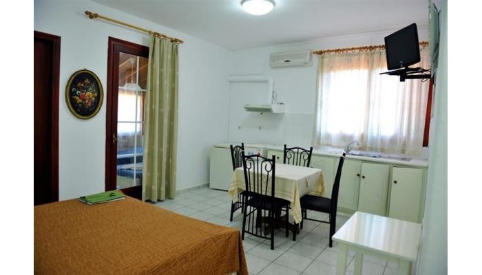 Villas Studios Angela poza 13