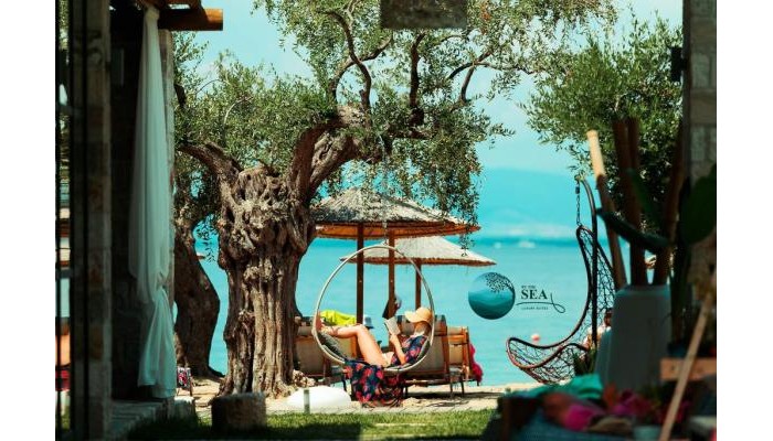 Hotel By The Sea Luxury Suites poza 2