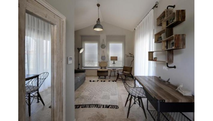 Hotel By The Sea Luxury Suites poza 7