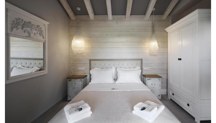 Hotel By The Sea Luxury Suites poza 13