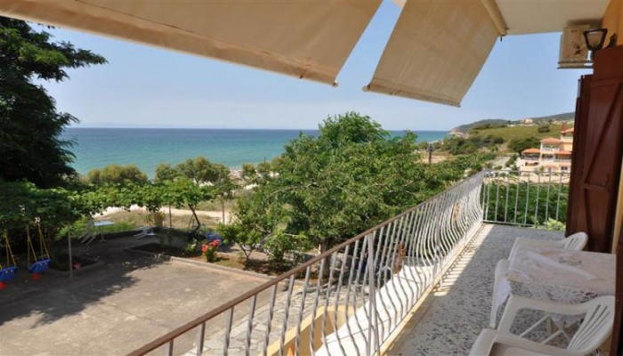 Maria Volioti Studios poza 2