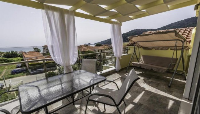 Rania Studios poza 7