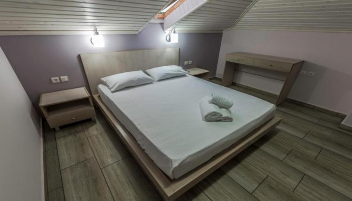 Saint George Studios poza 7