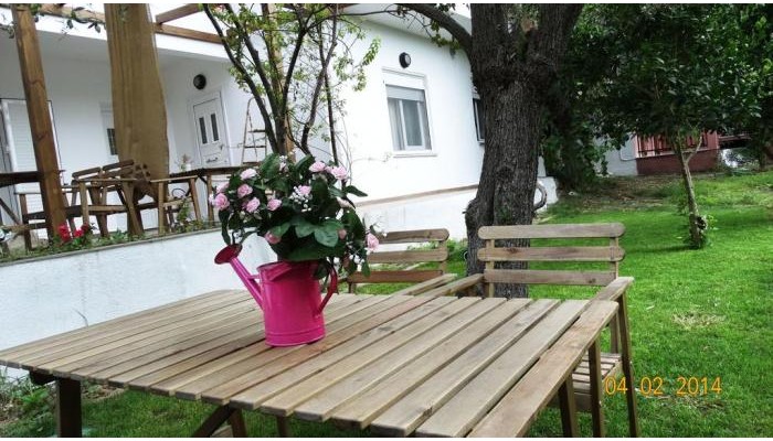 Smaragdi Studios poza 1