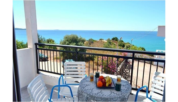 Voulis Studios poza 8