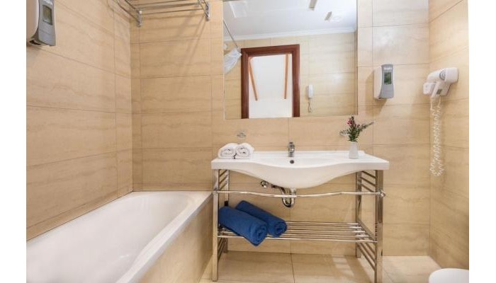 Avalon Hotel - Adults Only poza 5