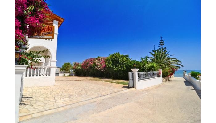 Ageliki Studios poza 1