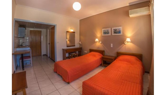 Hotel Chryssi Akti poza 3