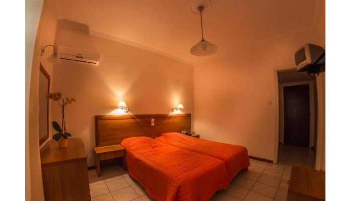 Hotel Chryssi Akti poza 5