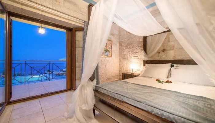 Hotel Emerald Deluxe Villas poza 3