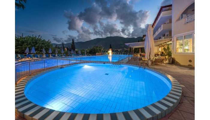 Koukounaria Hotel & Suites poza 13