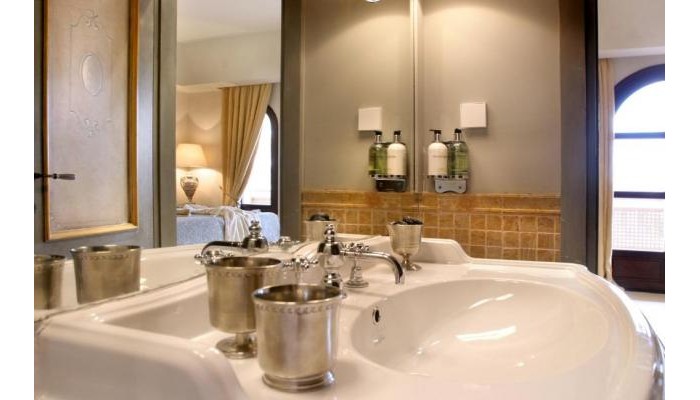 Hotel Le Convivial Luxury Suites & Spa poza 9