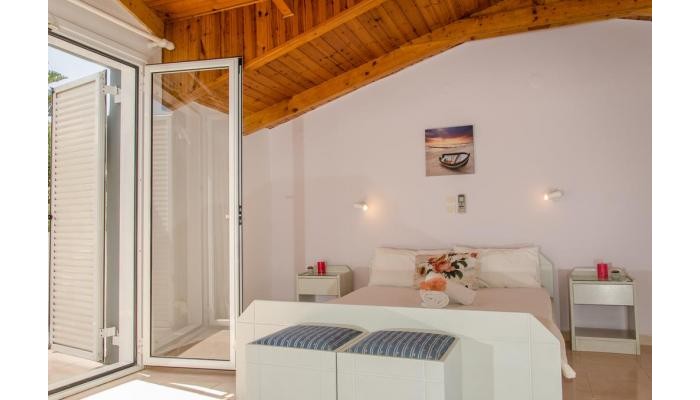 Markella Studios poza 13