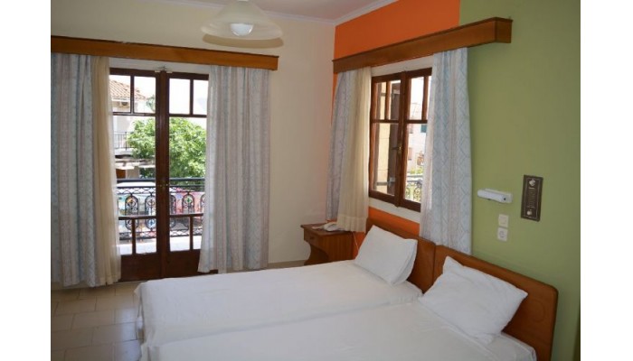 Poza pentru Montes Studios And Apartments ( Alykes ) 816-1540688827 Montes Studios And Apartments (Alykes) poza 4