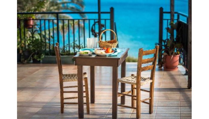 Hotel Pension Limni poza 1