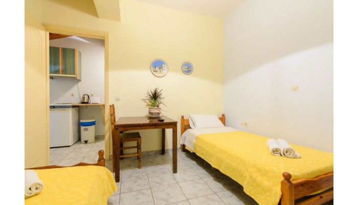 Regina Apartments poza 6