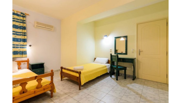 Regina Apartments poza 10