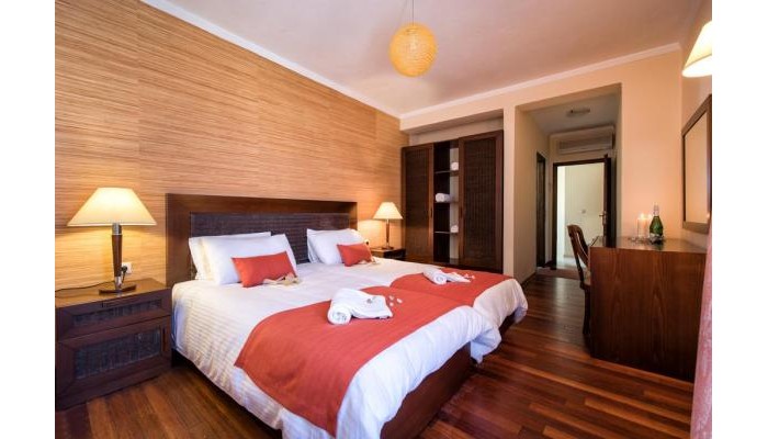 Hotel St.john Villas And Spa poza 3