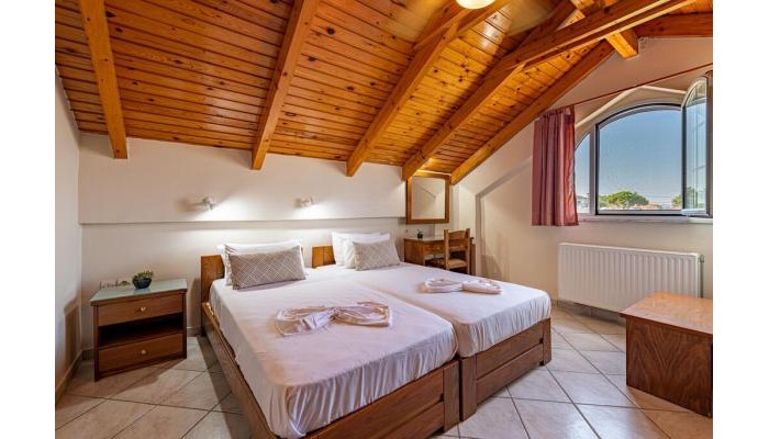 Villa Spiros Family Apartments poza 2