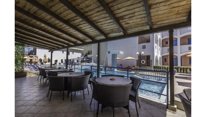 Vossos Hotel Apartments poza 5