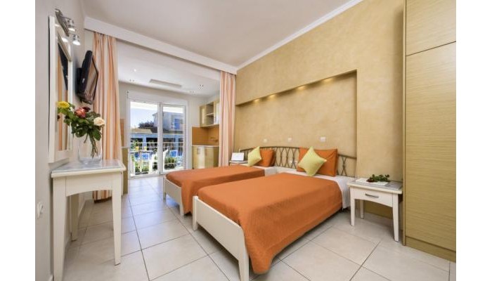 Hotel Kavos Plaza poza 3