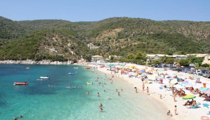 Ilianthos Apartments And Studios poza 6