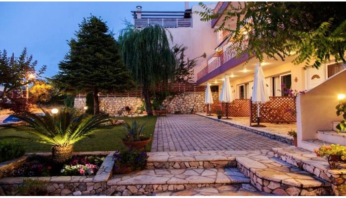 Christianna Studios poza 3