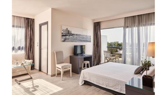 All Senses Ocean Blue Sea Side Resort poza 12