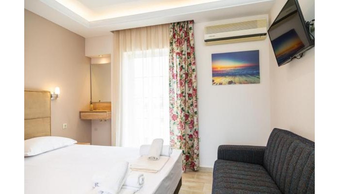 Sun Studios Pieria poza 3