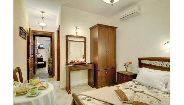 Hotel Iris Guesthouses & Suites poza 3