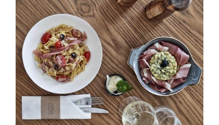 18 Grapes Hotel poza 7