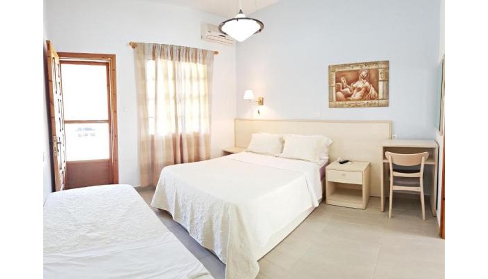 Studios And Apartments Efrosini poza 5