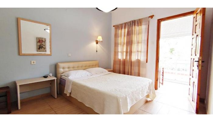 Studios And Apartments Efrosini poza 7