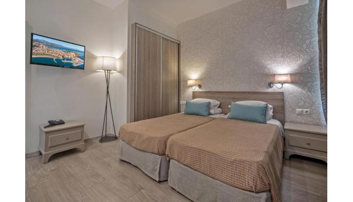 Hotel Lefkoniko Beach & Icarus Suite Apts poza 8