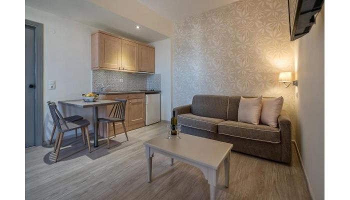 Hotel Lefkoniko Beach & Icarus Suite Apts poza 11