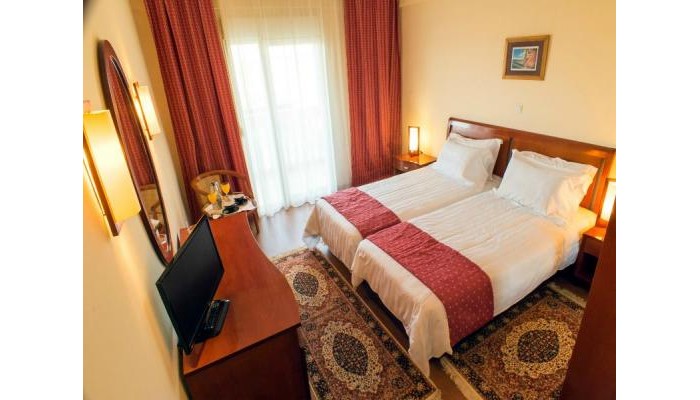 Ambassador Hotel poza 3