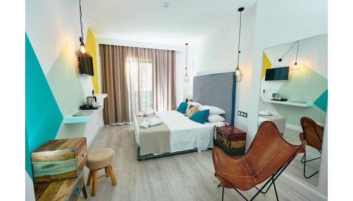 Blue Bottle Hotel poza 0