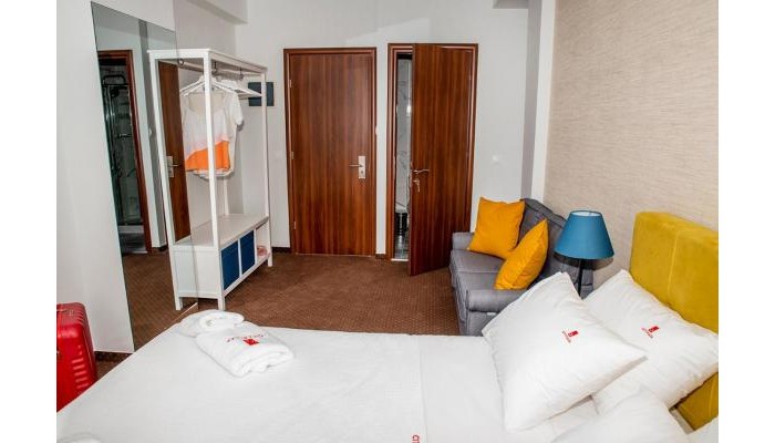 City Plaza Apartments And Rooms poza 7