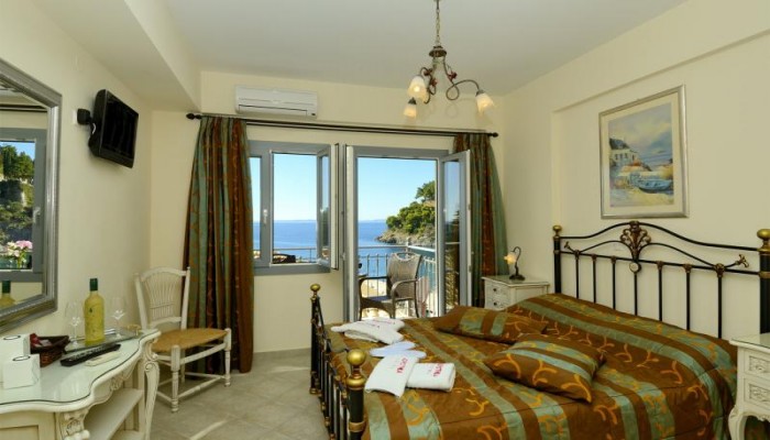 Acrothea Hotel poza 1