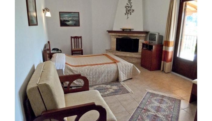 Ainareti Hotel poza 7